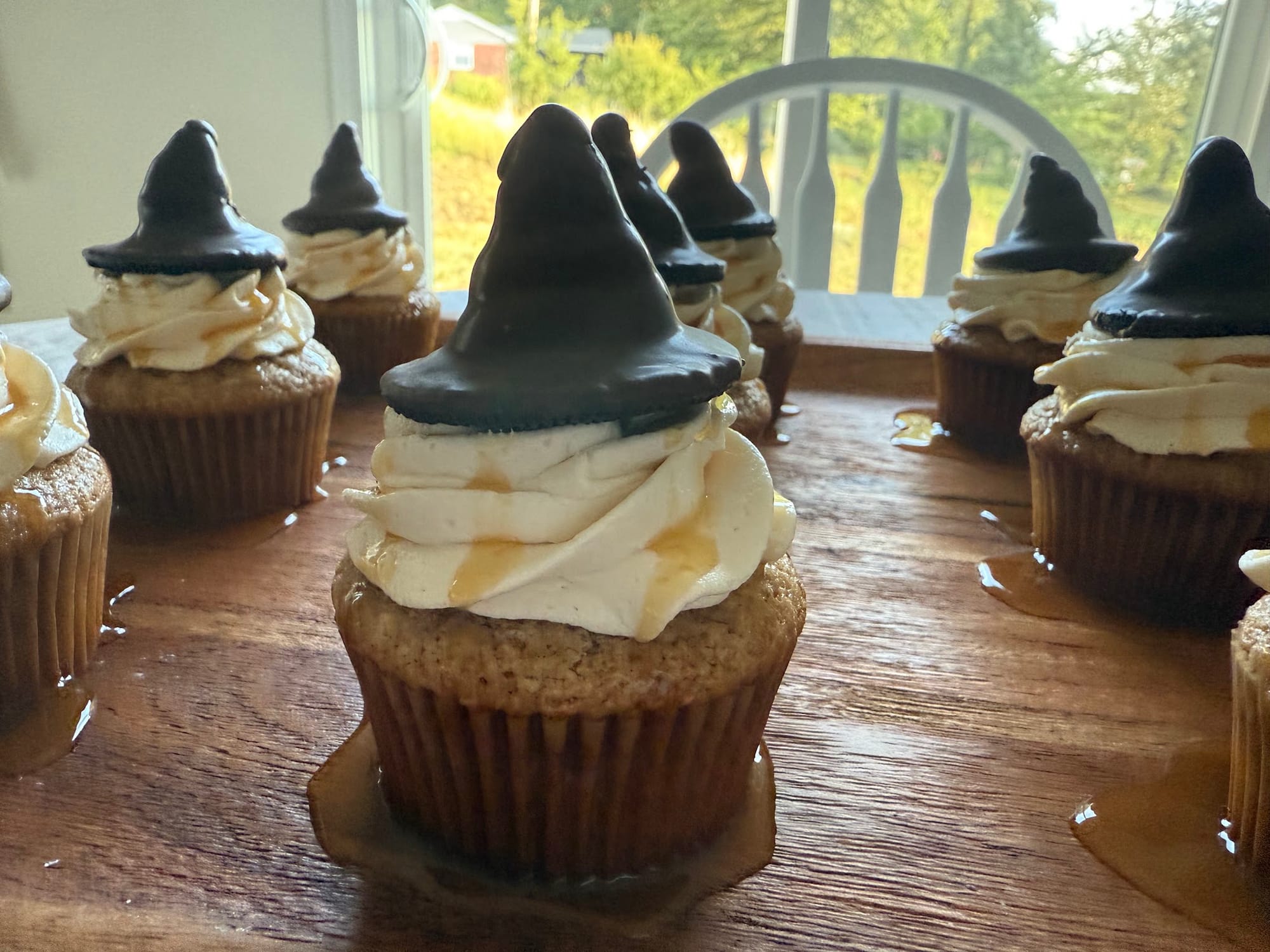 Harry Potter Butterbeer Sorting Hat Cupcakes