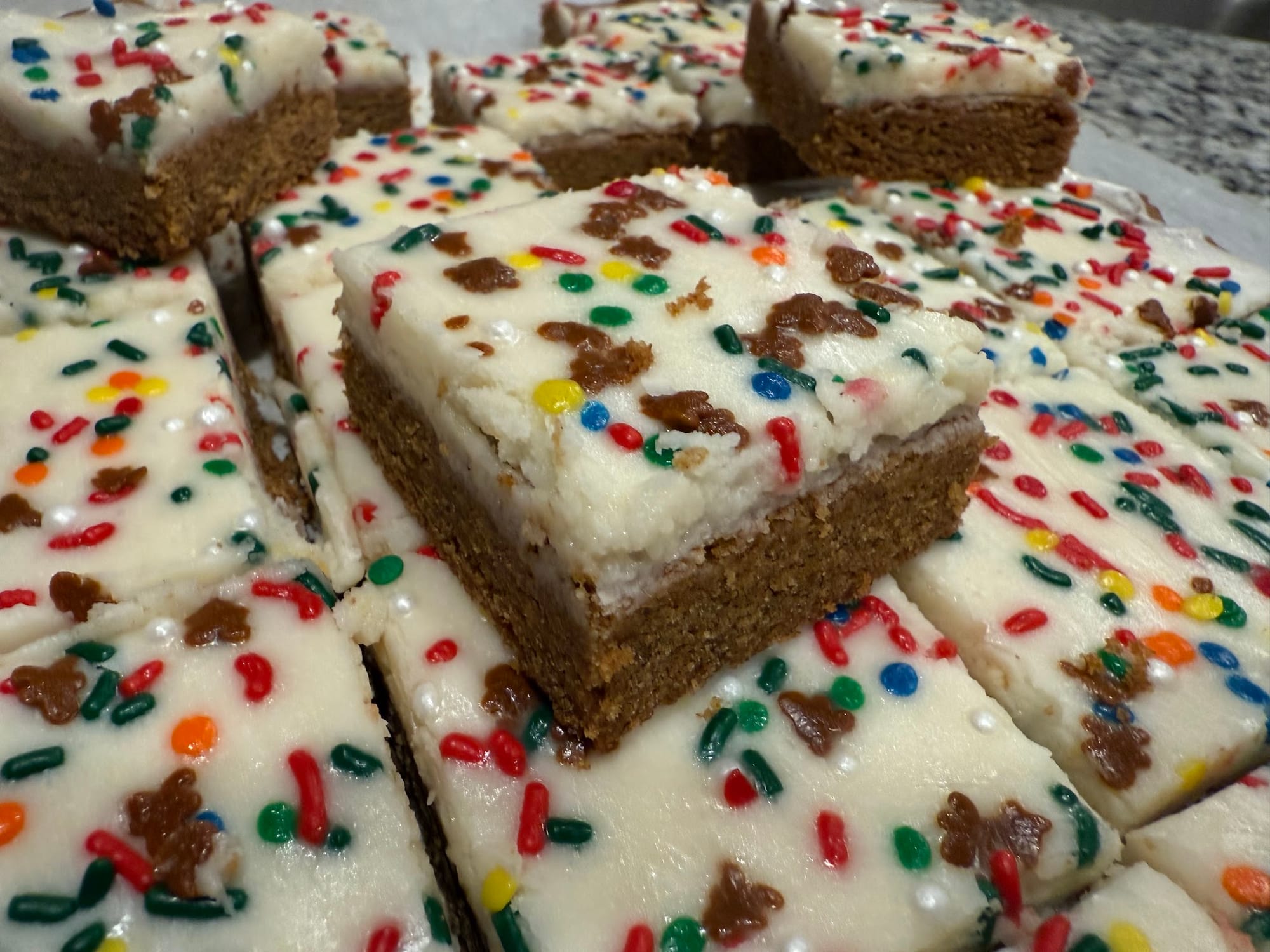 Gingerbread Cookie Bars